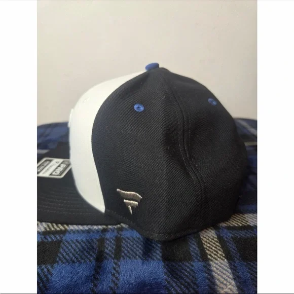 Tampa Bay Lightning Fanatics Authentic Pro Snapback Hat OSFM - Picture 2 of 5